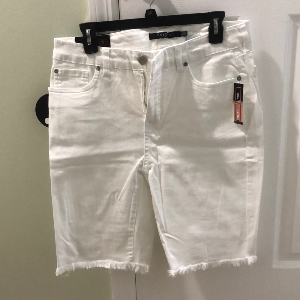NWT One 5 One Bermuda length shorts